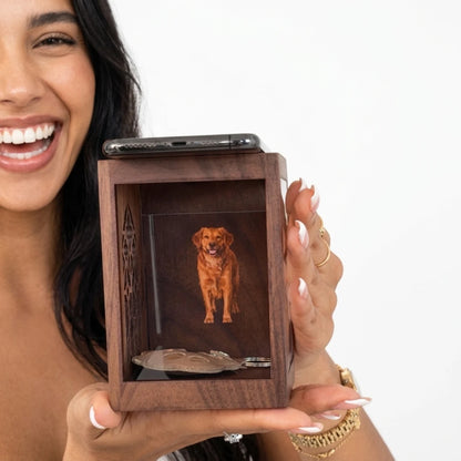 Pawever™ Everwood Hologram Box